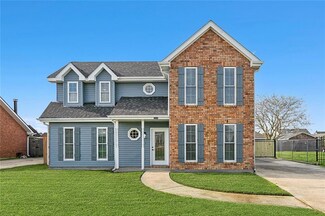 2904 Moss Ln, Violet, LA 70092