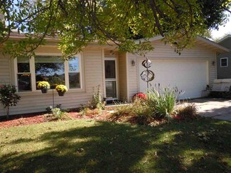 129 N Thompson Rd, Sun Prairie, WI 53590