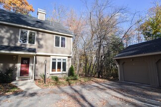 9 Lilac Ln, Haverhill, MA 01830