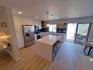 3025 Via Sabinas, Carlsbad, CA 92010