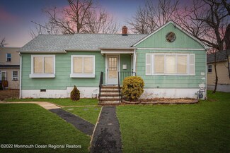 906 S Concourse, Keyport, NJ 07735