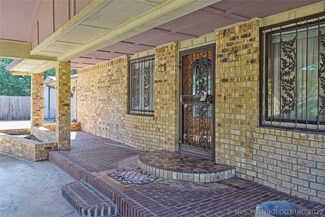 1635 Elmwood Ln, Muskogee, OK 74403