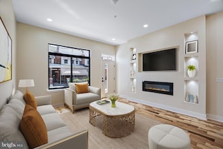 272 S Frazier St, Philadelphia, PA 19139