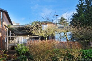 3532 45th Ave NE, Seattle, WA 98105