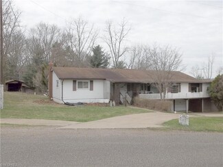 8788 Cutler Rd NE, Sherrodsville, OH 44675