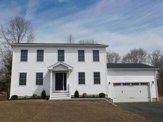 40 Fall River Ave, Seekonk, MA 02771