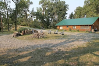 253 Big Timber Loop Rd, Big Timber, MT 59011