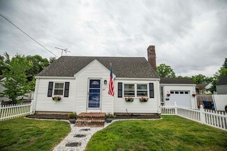 127 Conant St, Danvers, MA 01923