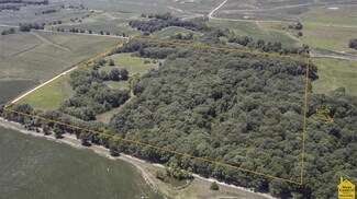 000 County Road 230, Carrollton, MO 64633