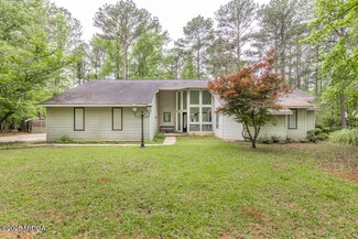 174 Greenwood Rd, Gray, GA 31032