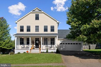 8400 Eldorado Dr, Marshall, VA 20115