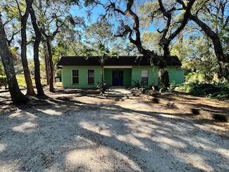 12308 N 52nd St, Temple Terrace, FL 33617