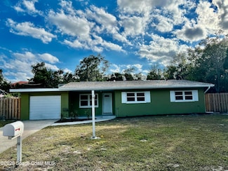 19 Vida Way, Melbourne, FL 32901