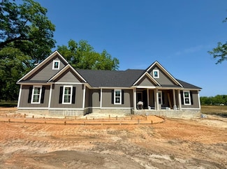 10119 Springhill Rd, Thomasville, GA 31792