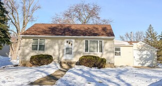 760 W 6th St, Garner, IA 50438