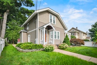 583 Franklin St, Framingham, MA 01702