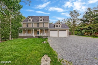 105 Rimrock Ln, Hawley, PA 18428