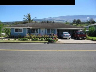 140 Haahaa St, Makawao, HI 96768
