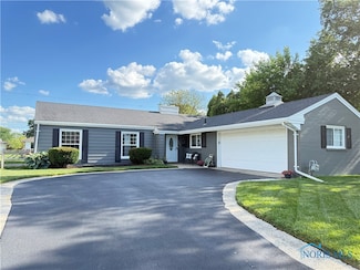 3549 Schneider Rd, Toledo, OH 43614