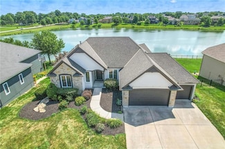 129 SE Chelsea Dr, Lees Summit, MO 64063