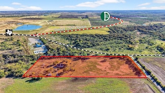 120 Vaughan Ln, Tioga, TX 76271