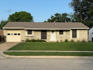 1600 Meadows Dr, Plano, TX 75074