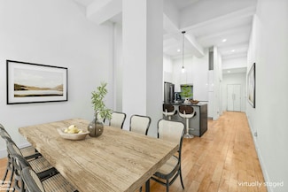 310 E 46th St Unit 6-R, New York, NY 10017