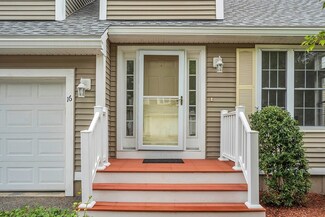 16 Windemere Ln Unit 22, North Chelmsford, MA 01863