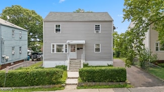 67 6th Ave, Passaic, NJ 07055