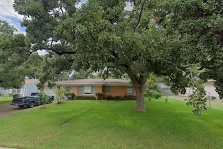2307 Cindy Ln, Bryan, TX 77801