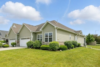 15701 Cove Cir, Plainfield, IL 60544