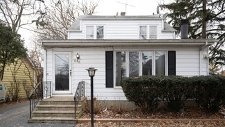 1950 Monroe Ave, Glenview, IL 60025