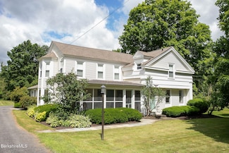 367 N Plain Rd, Housatonic, MA 01236