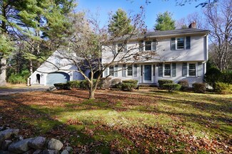 158 Chestnut St, Foxboro, MA 02035