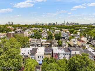 37 Pearsall Ave, Jersey City, NJ 07305