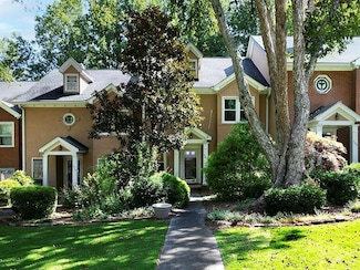 742 Olde Towne Ln, Marietta, GA 30068