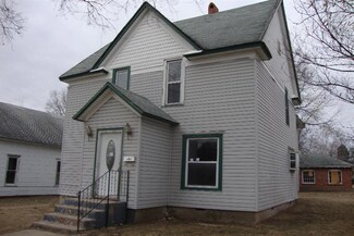 119 N Ridgeway St, Caney, KS 67333