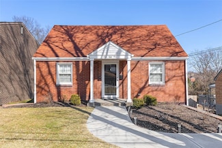 951 Goldenrod St, Homestead, PA 15120