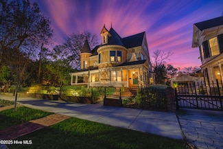 412 S 3rd St, Wilmington, NC 28401