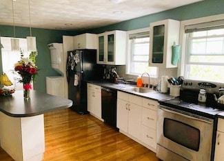 25 Emerald St Unit 2, Medford, MA 02155