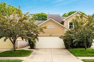 9429 Westwind Dr Unit 29, Livonia, MI 48150