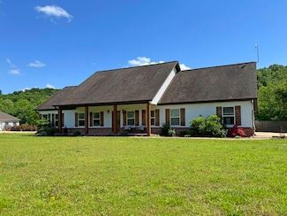 10 Four Oaks Ln, Charlotte, AR 72522