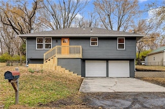 11119 N Harrison St, Kansas City, MO 64155