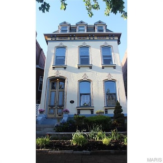 1815 Lafayette Ave, Saint Louis, MO 63104