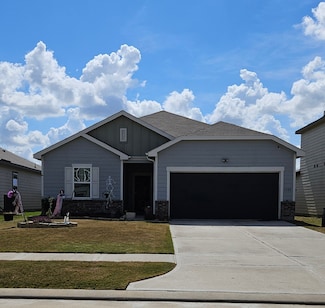 1060 Fraser Fir Ln, Brookshire, TX 77423