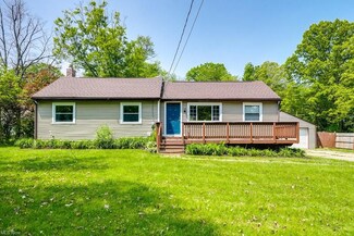 1102 Aberth Dr, Akron, OH 44320