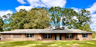 200 Robb St, Summit, MS 39666