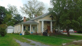 127 E Williams St, Waterloo, NY 13165