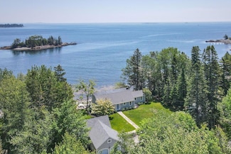 50 Ginn Point Rd, Owls Head, ME 04854