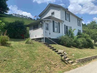 2502 Huckleberry St, Catlettsburg, KY 41129